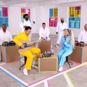 Ariana Grande performing on Jimmy Fallon Tonight using Nintendo Labo Instruments